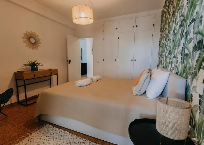 Апартаменты Beijinhos House